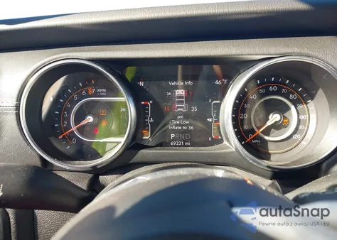 2019 Jeep Wrangler Unlimited Sahara 4X4 z USA, uszkodzony, nr VIN 1C4HJXEGXKW615363